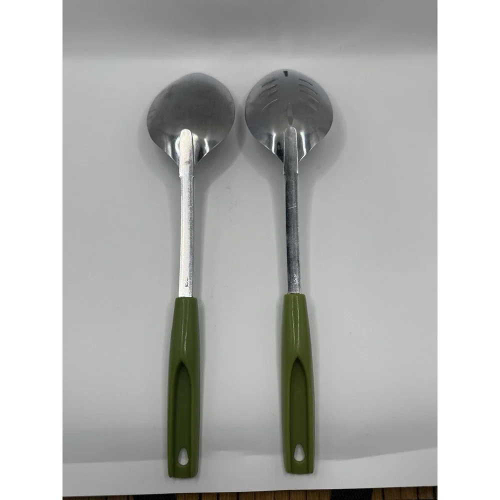 Vintage 1970's Japan Spoon Set Avocado Green Handles